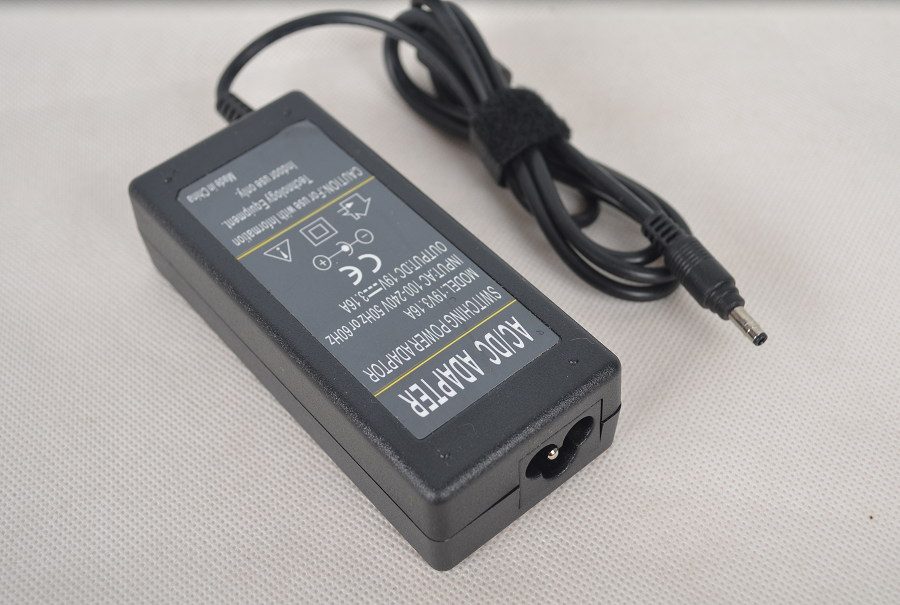19V3.16A Laptop Adapter