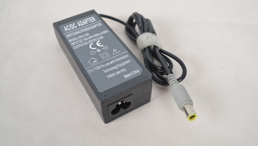 20V3.25A Laptop Adapter