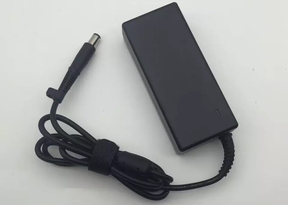 19V4.74A Laptop Adapter